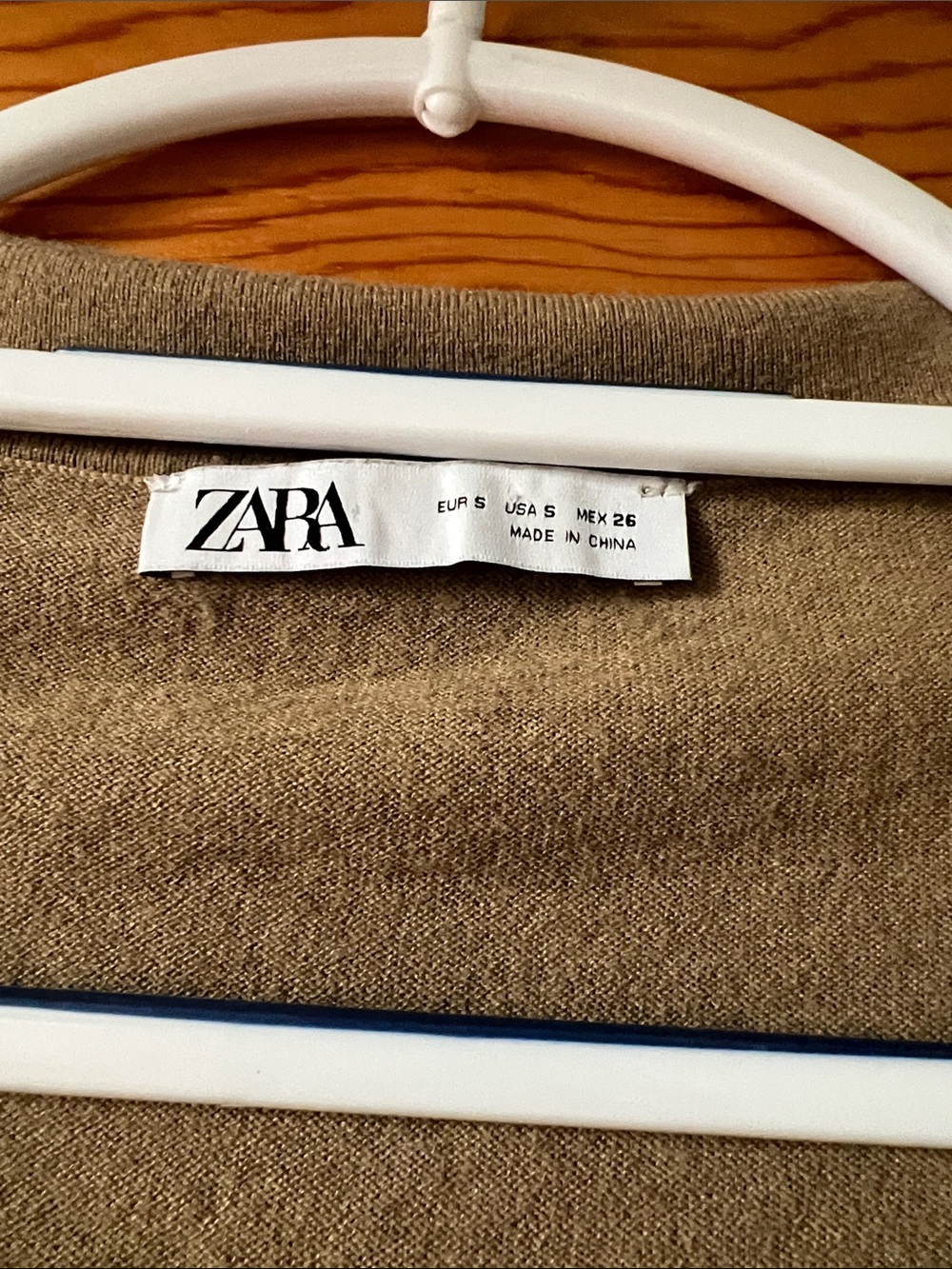 Zara Button-Front Collared Cardigan - Picture 2 of 3